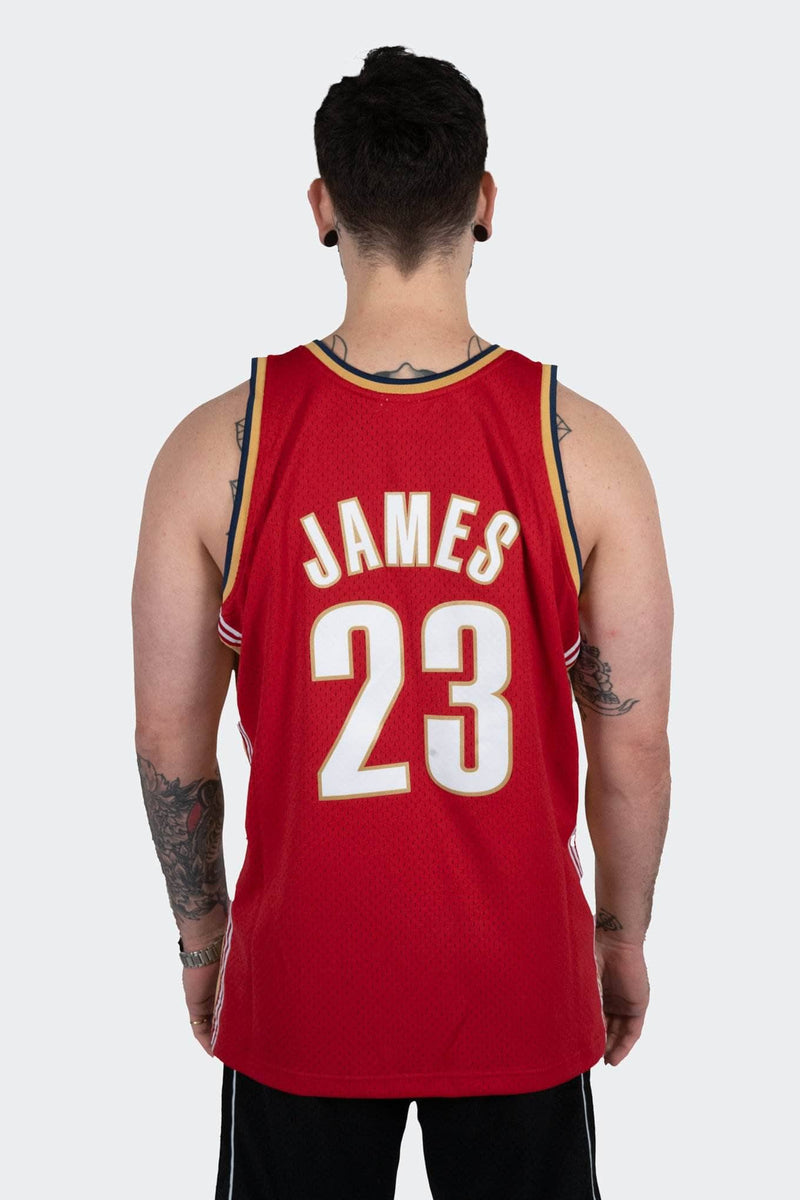 Mitchell and Ness Swing Jersey Cavs James 03-04 Home | Trainers – trainers