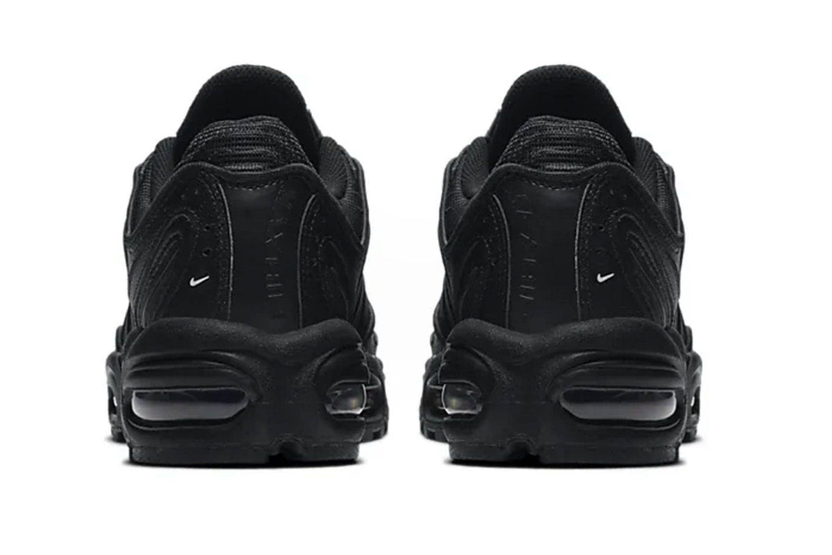 Nike best sale tailwind black