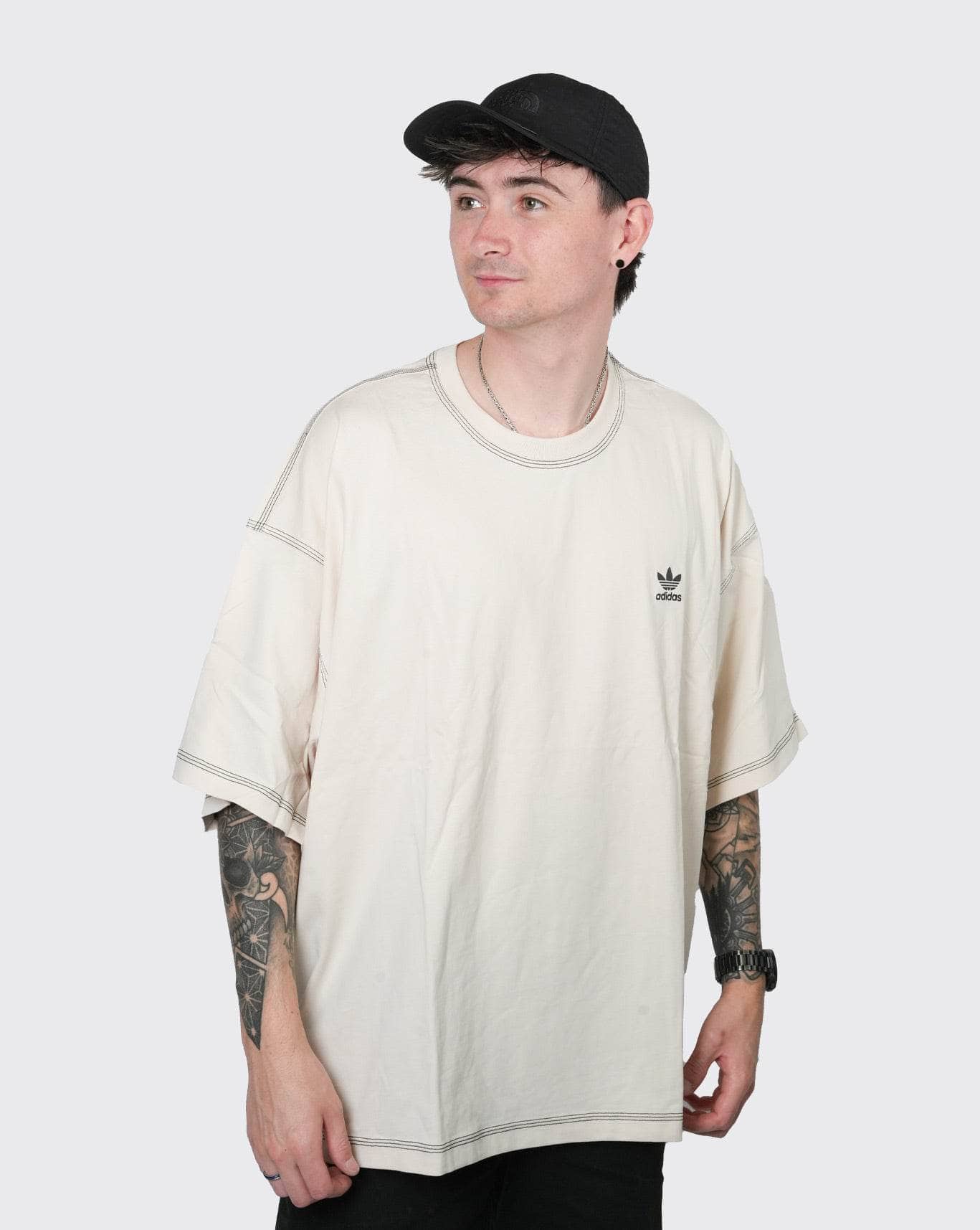 Adidas Essentials Tee adidas Shirt
