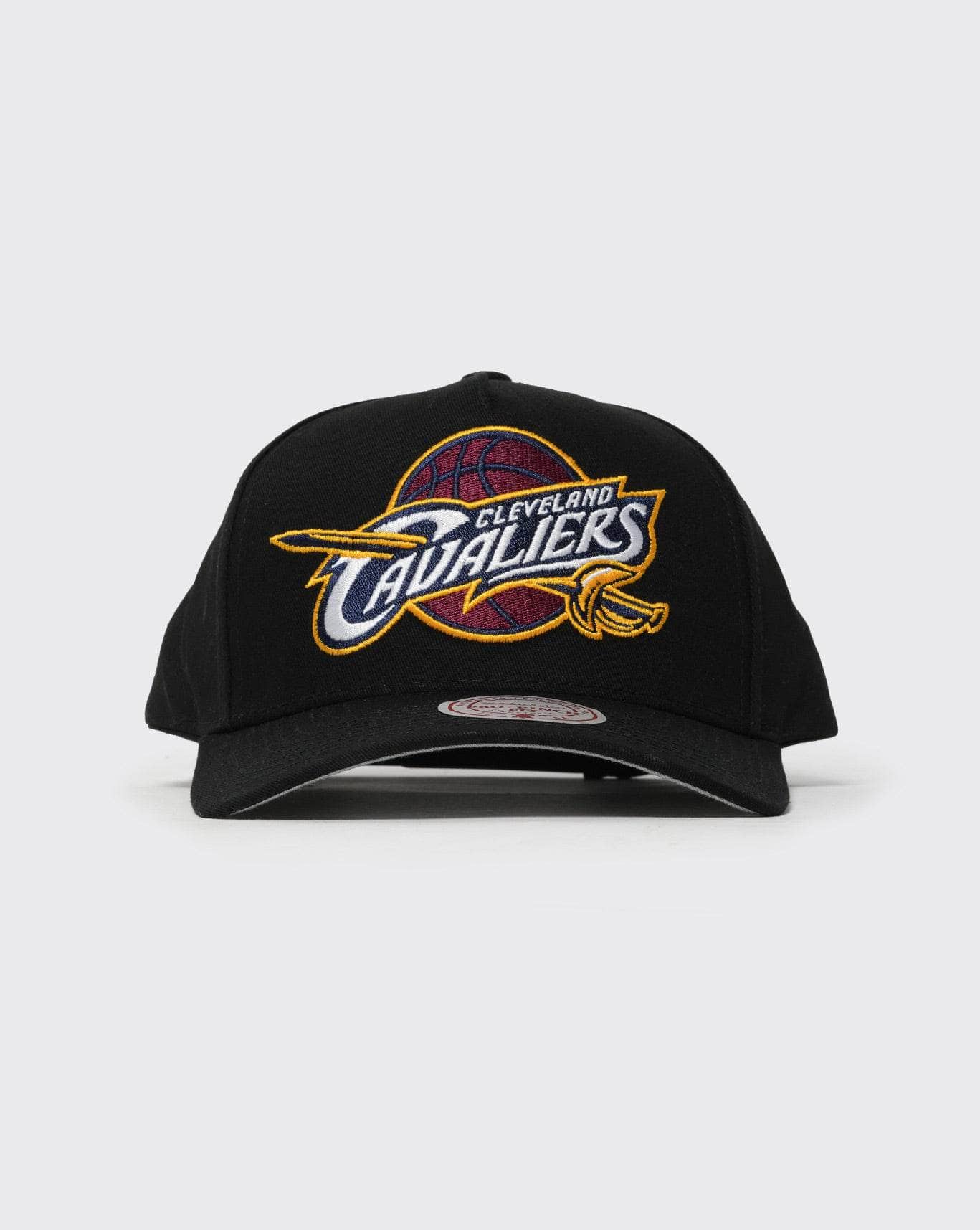 Black Mitchell and Ness Black/TC EG Pro Pinch Cavaliers mitchell and ness cap