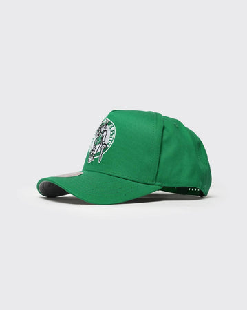 Green Mitchell and Ness Boston Celtics Evergreen Team Pro Pinch Team Colour mitchell and ness cap