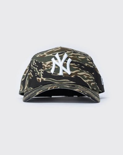 New Era 940 A-Frame Atlanta Braves Black Tiger Camo Cap