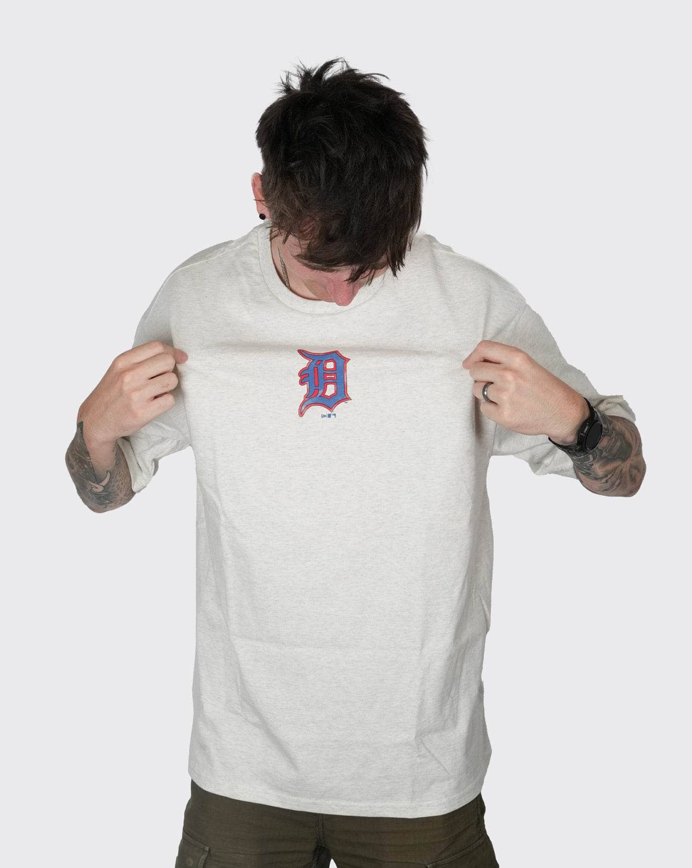 New era MLB World Series Oversized Tee Detroit Tigers new era Shirt