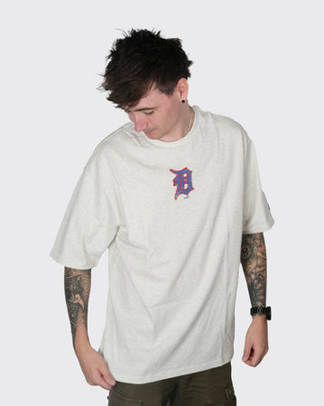 New era MLB World Series Oversized Tee Detroit Tigers new era Shirt