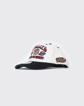 off white/black Mitchell and Ness Jazz Versus Deadstock Cap mitchell and ness cap