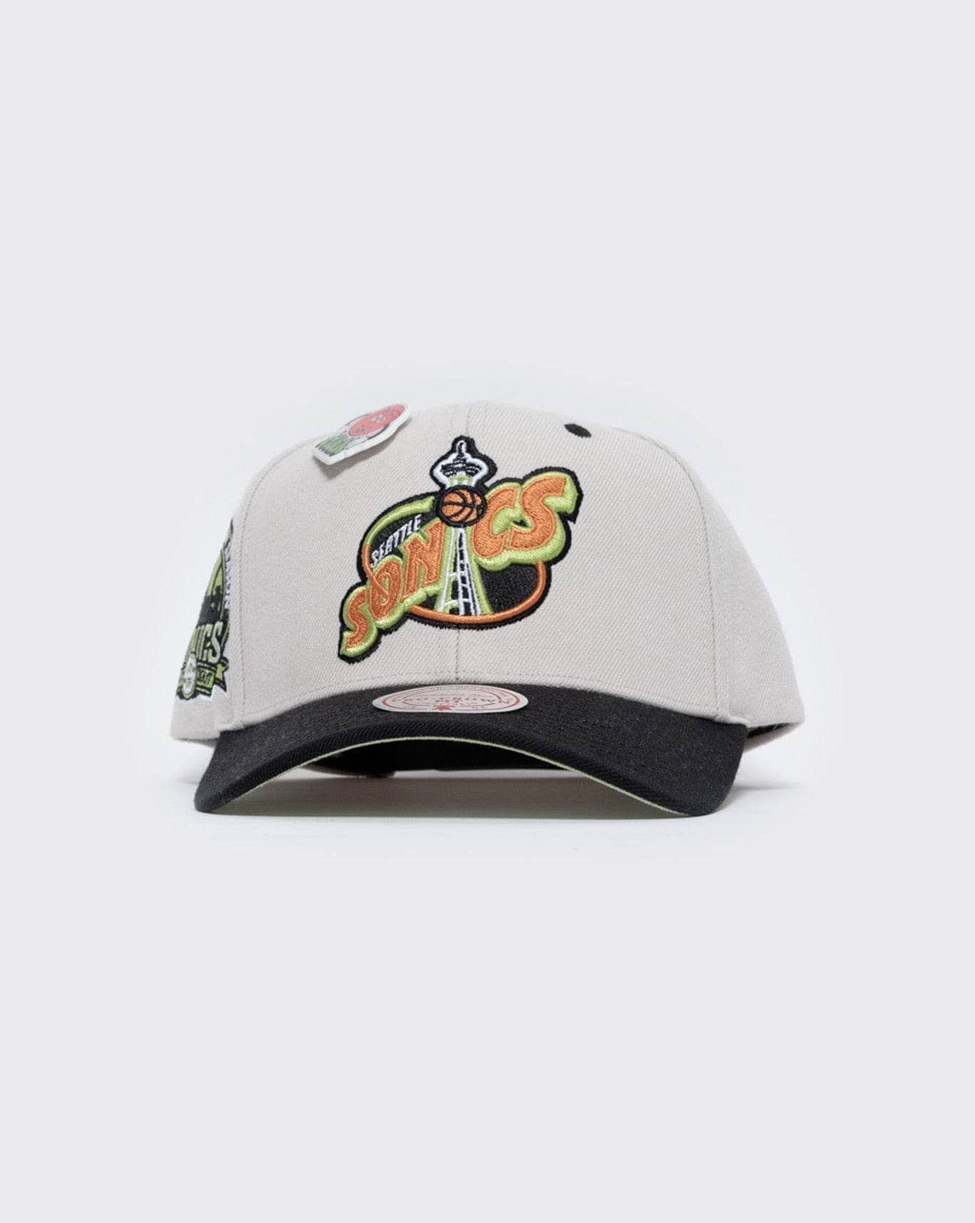 bone/black mitchell and ness sonics pro crown new era cap