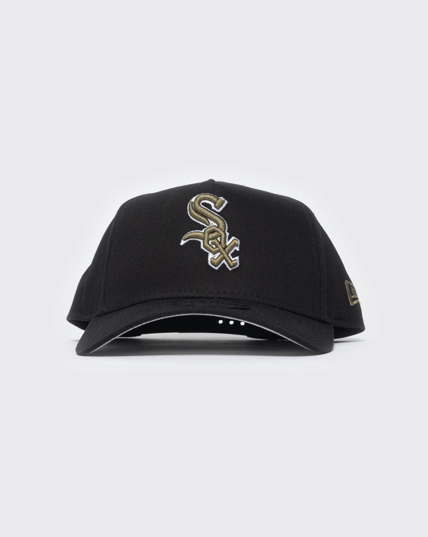 BLKNOV new era 940 aframe chicago white sox new era cap