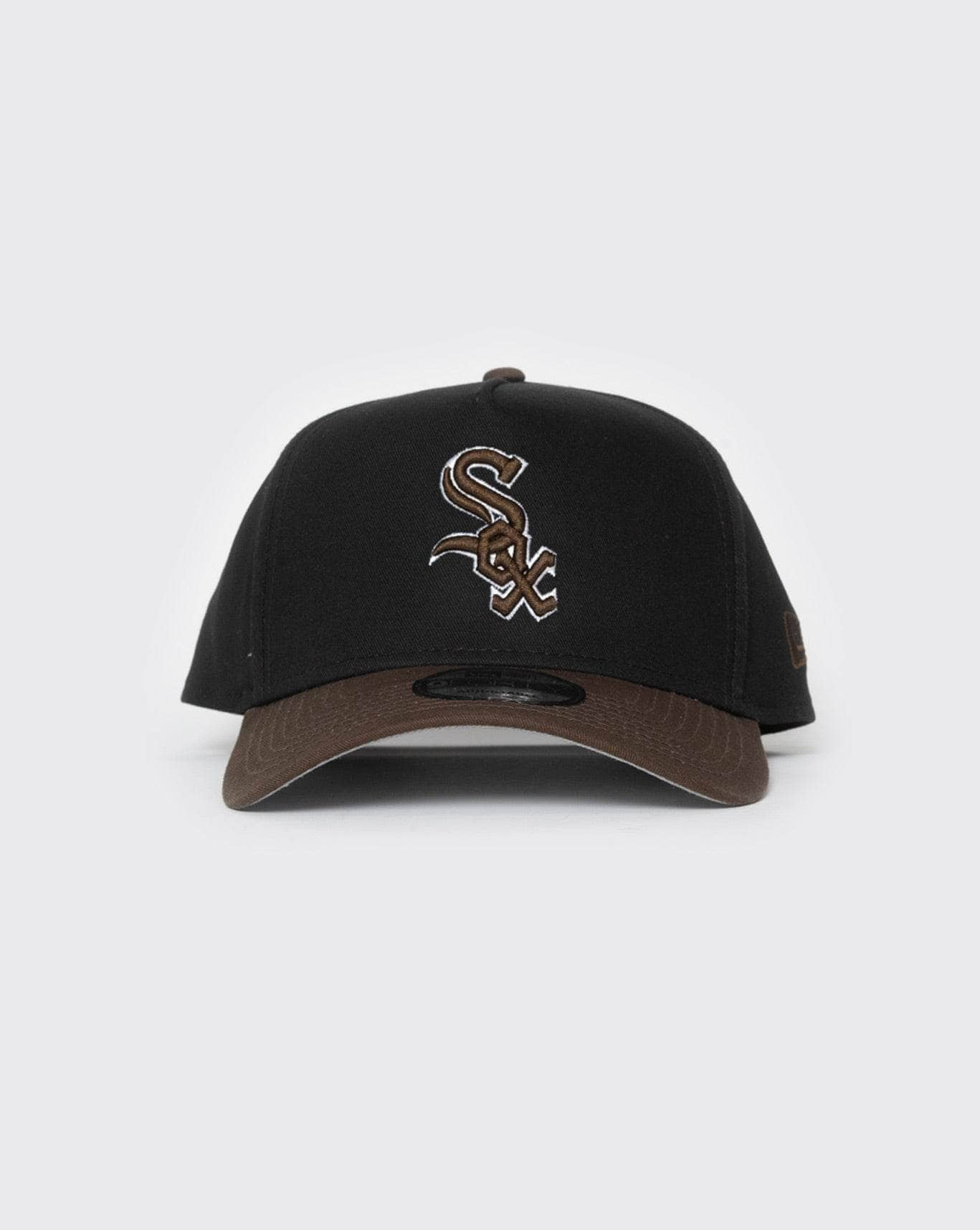 BLKWLT new era 940 aframe chicago white sox grizzly new era cap