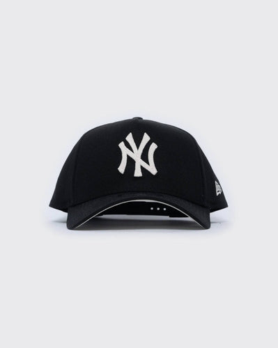 New Era New York Yankees Chain Stitch Hoodie Cardinal