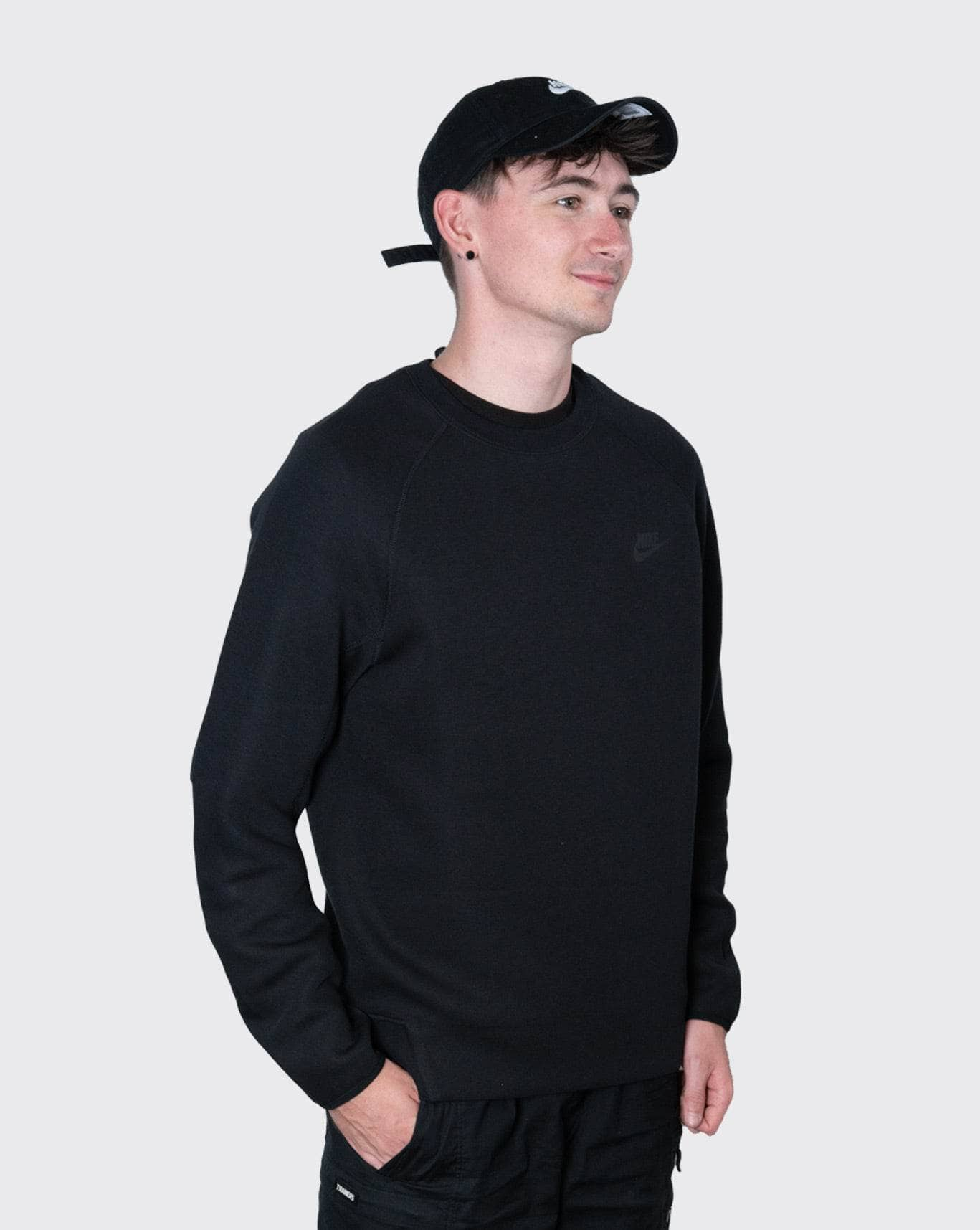 nike tech fleece crew nike crewneck