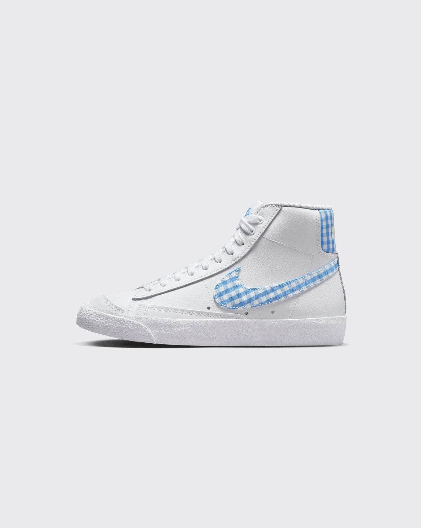 Nike Women's Blazer Mid '77 EWT nike Shoe