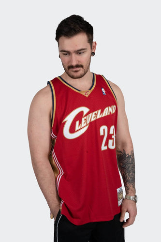 Mitchell and Ness Swing Jersey Cavs James 03-04 Home MNCC18155 mitchell and ness tank