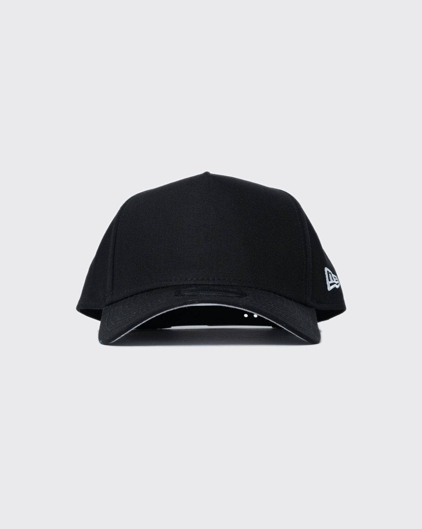 Black/Black New Era 940AF Essential new era cap