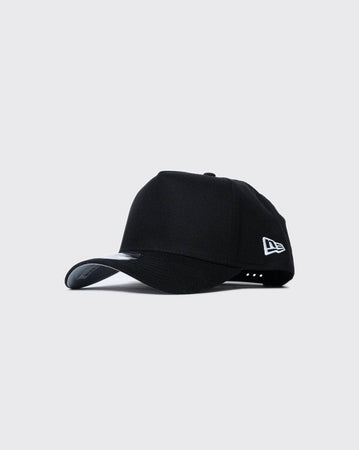 Black/Black New Era 940AF Essential new era cap