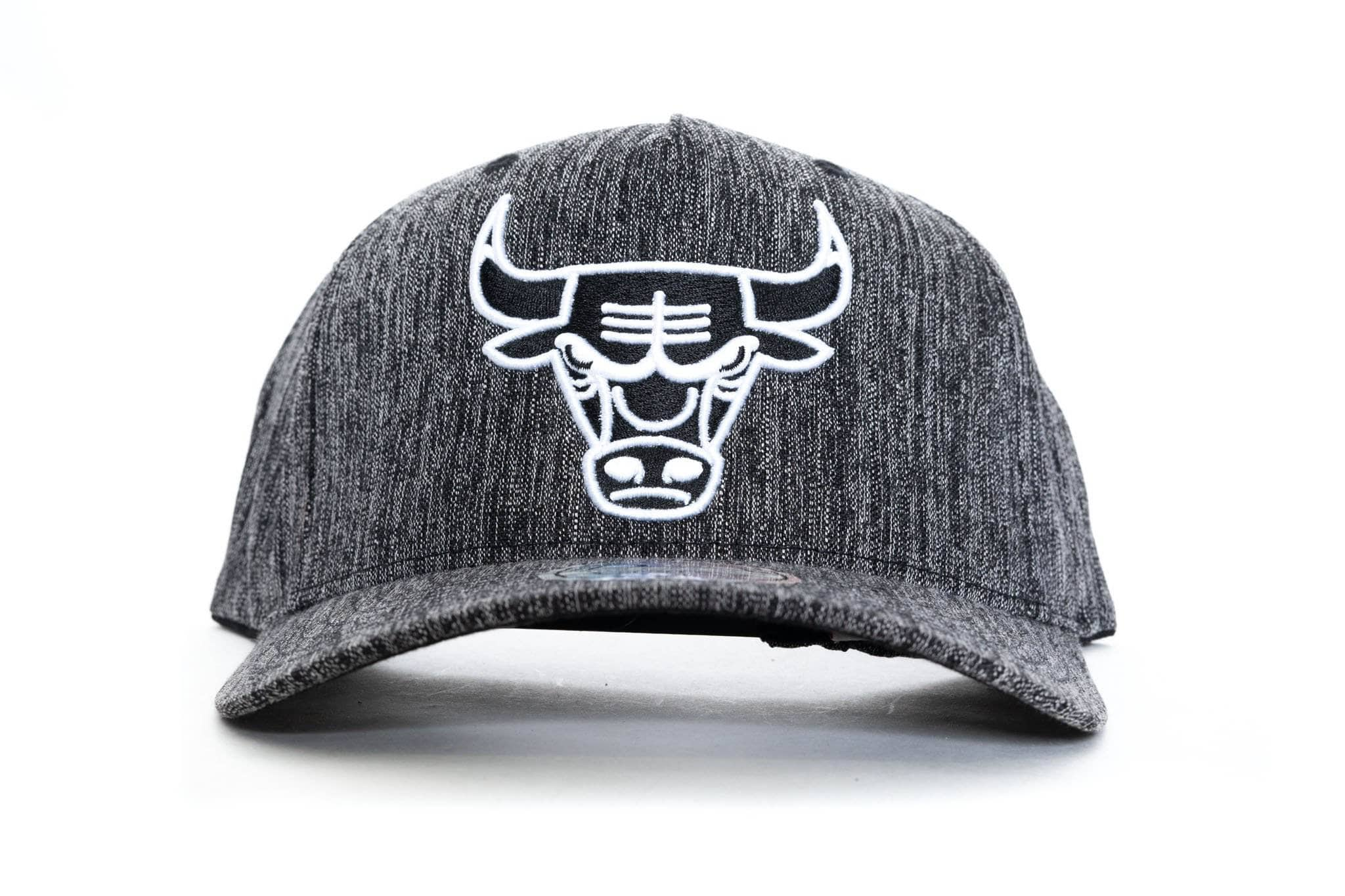 Black/White/Heather mitchell and ness chicago bulls 110 snapback mitchell and ness cap