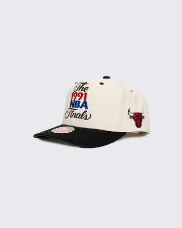 Off White Mitchell & Ness 1991 NBA Finals Crown Cap mitchell and ness cap