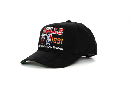 black mitchell and ness  BULLS 91  CHAMPS DS mitchell and ness 195563001110 cap