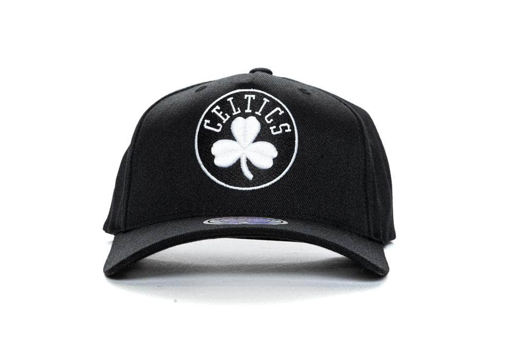 BLACK/BLACK AND WHITE mitchell and ness boston celtics 110 pinch panel snapback mitchell and ness cap