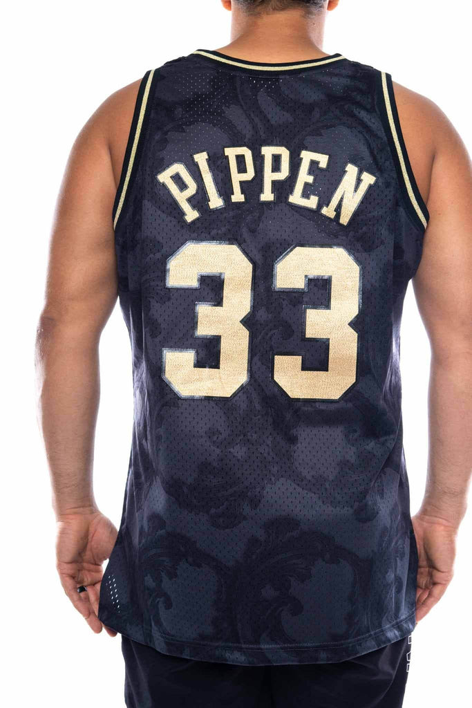 mitchell and ness bulls pippen 33 97-98 gold toile swingman jersey –  trainers