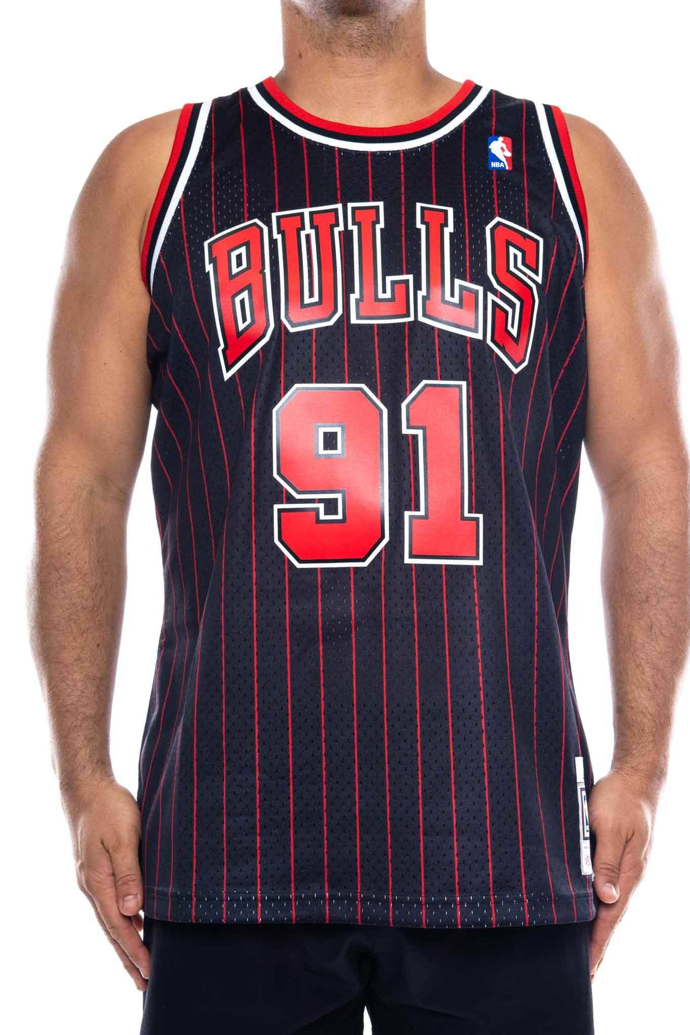 mitchell and ness bulls rodman 91 alt 95 -96 nba swingman jersey