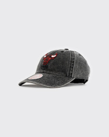 Black Mitchell & Ness Bulls Vintage Thread SW Dad Hat mitchell and ness cap