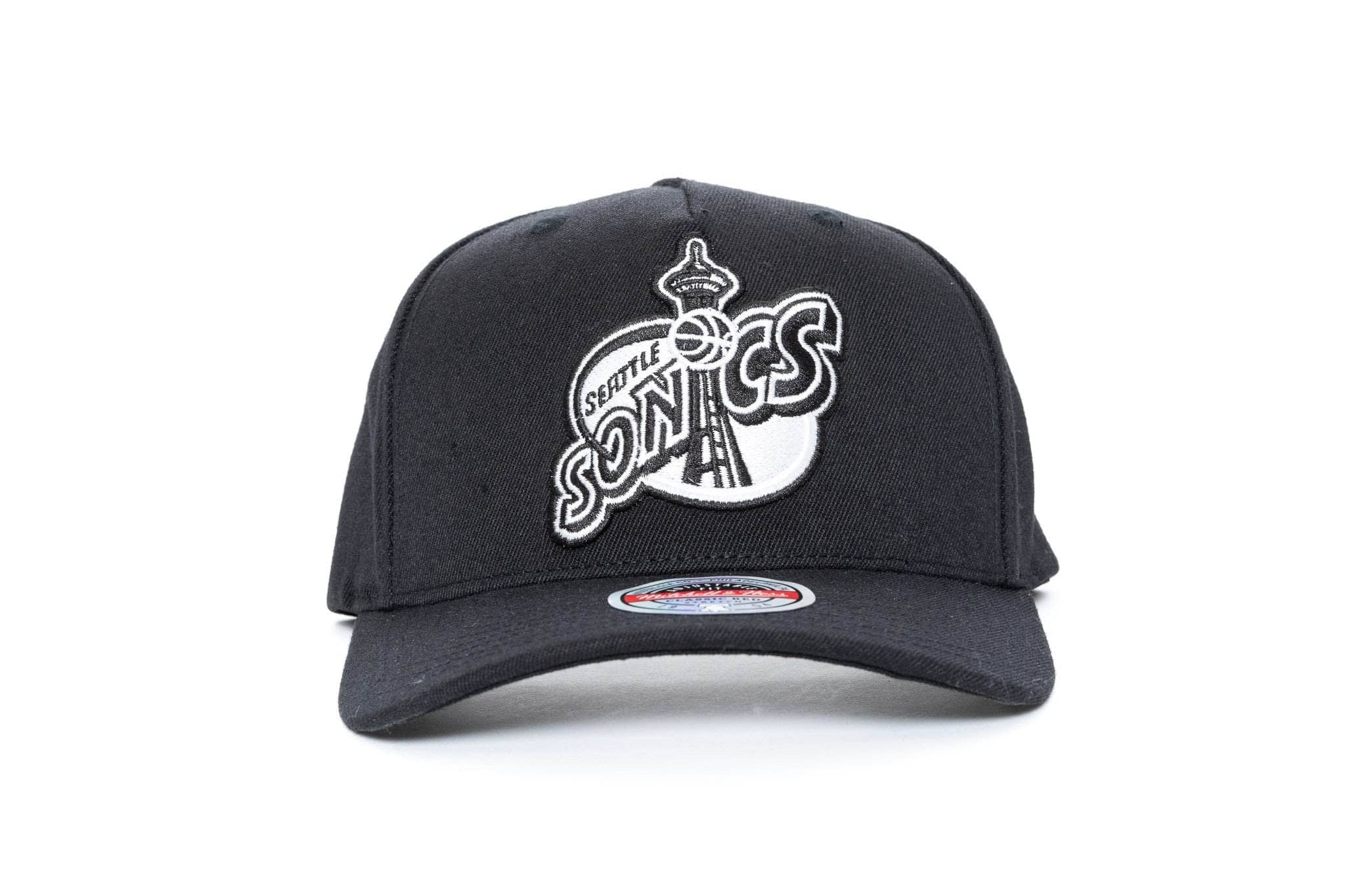 BLACK/WHITE mitchell and ness classic red stretch seattle supersonics snapback mitchell and ness 195563006610 cap