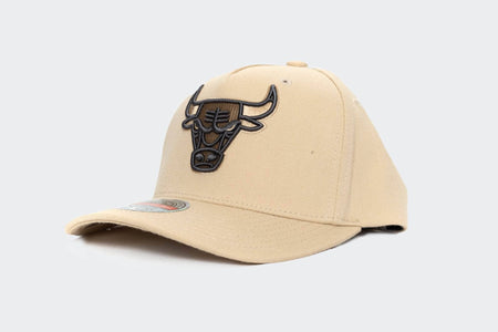 Unbleached Mitchell and Ness Diamond One CL RL Bulls mitchell and ness cap