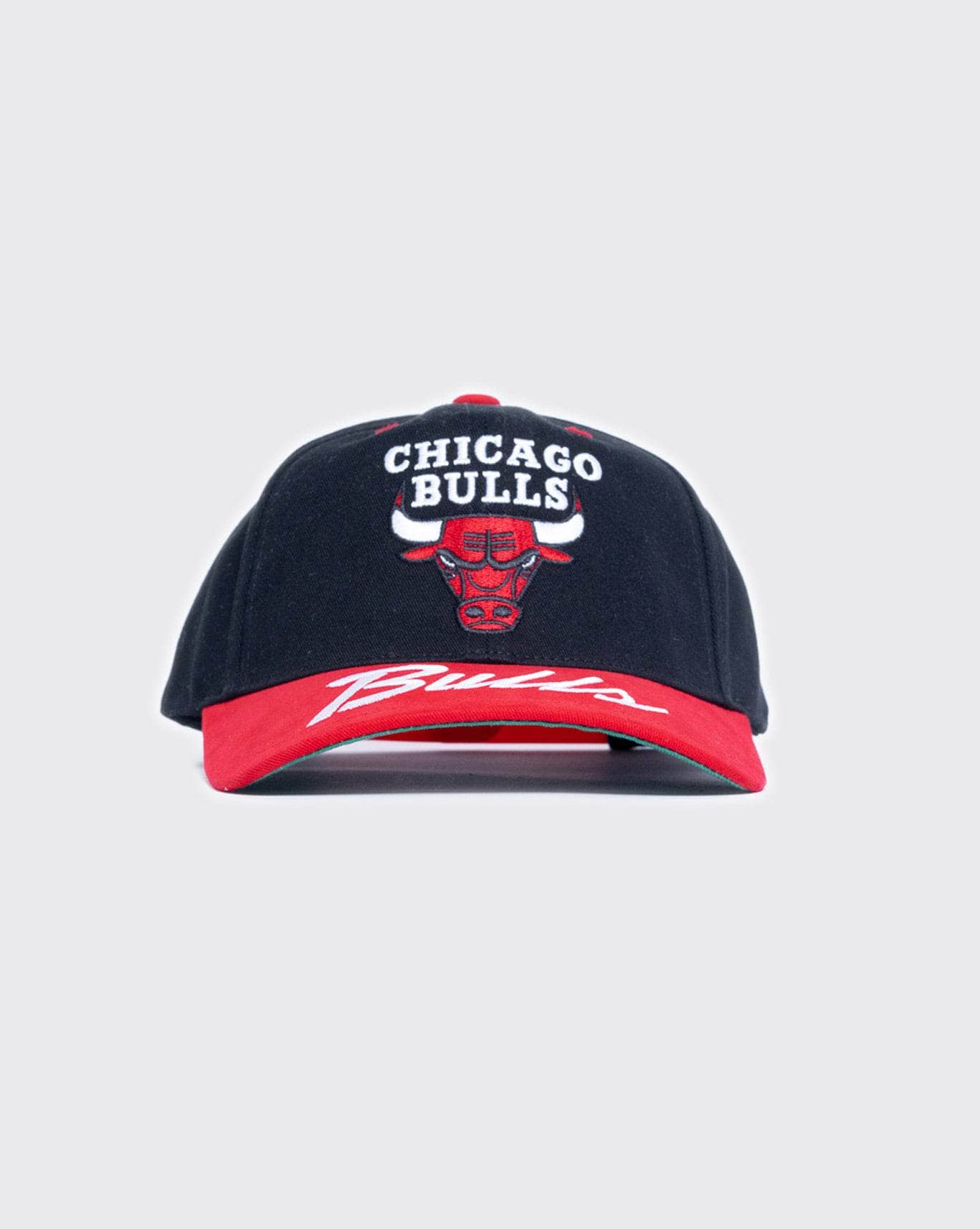 Black Mitchell & Ness Double Up Deadstock Bulls Cap mitchell & ness cap