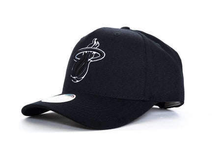 Black mitchell and ness miami heat black and white logo 110 snapback mitchell and ness cap