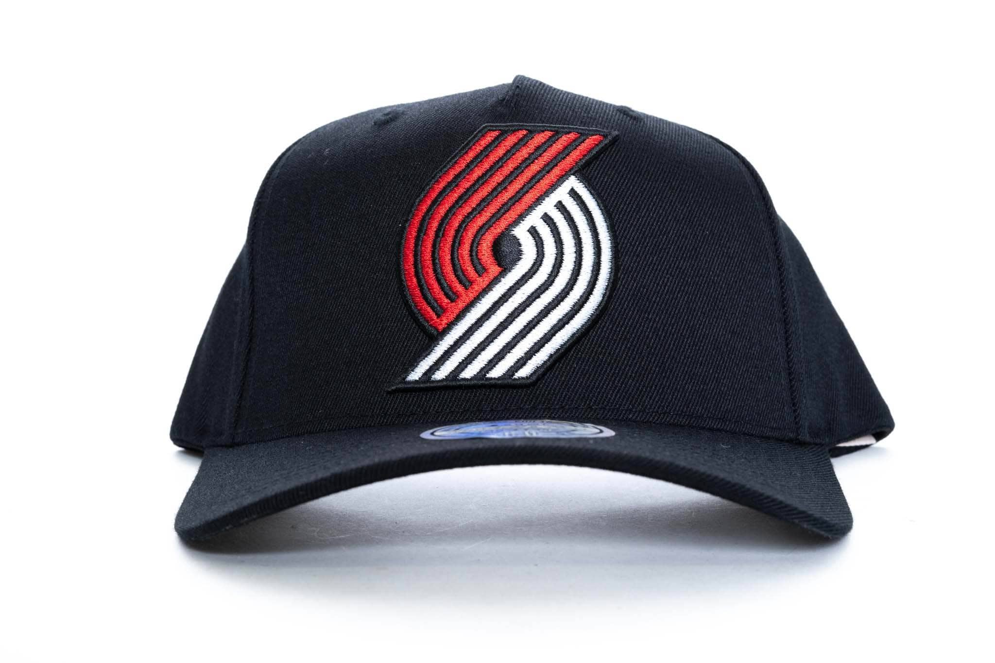 team colour mitchell and ness portland trailblazers logo 110 snapback mitchell and ness 5056247805040 cap