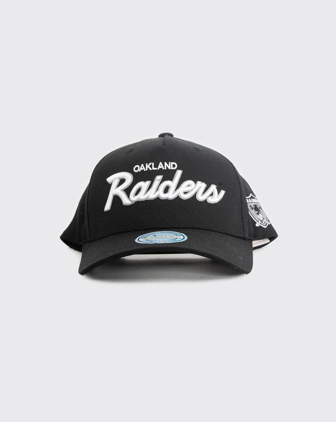 Black Mitchell & Ness Raiders Defense Pinch Panel mitchell and ness cap