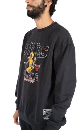 Mitchell and Ness Vintage Champs Bulls Trophy Crew MNCG0286 mitchell and ness Shirt
