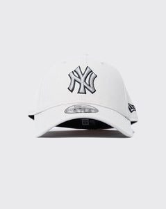 New era League Essential 3930 New York Yankees Cap Beige