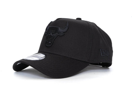 BLACK ON BLACK new era 940 aframe chicago bulls new era cap