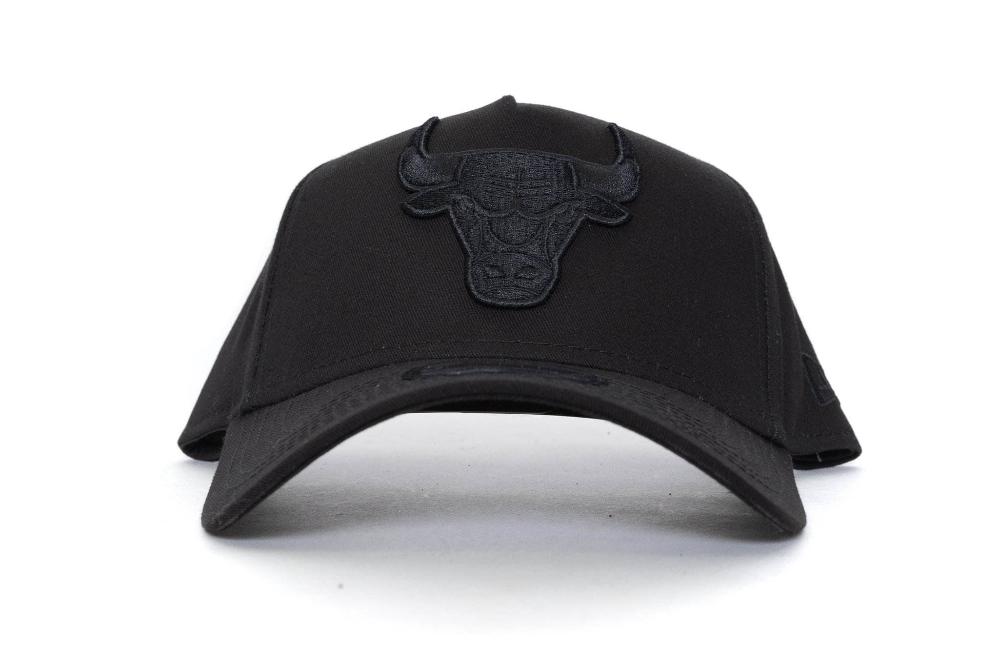 BLACK ON BLACK new era 940 aframe chicago bulls new era cap