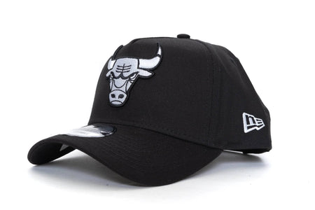 BLACK/WHITE new era 940 aframe chicago bulls new era cap