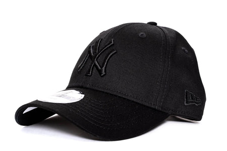 Black/On/Black new era 940 new york yankees new era cap