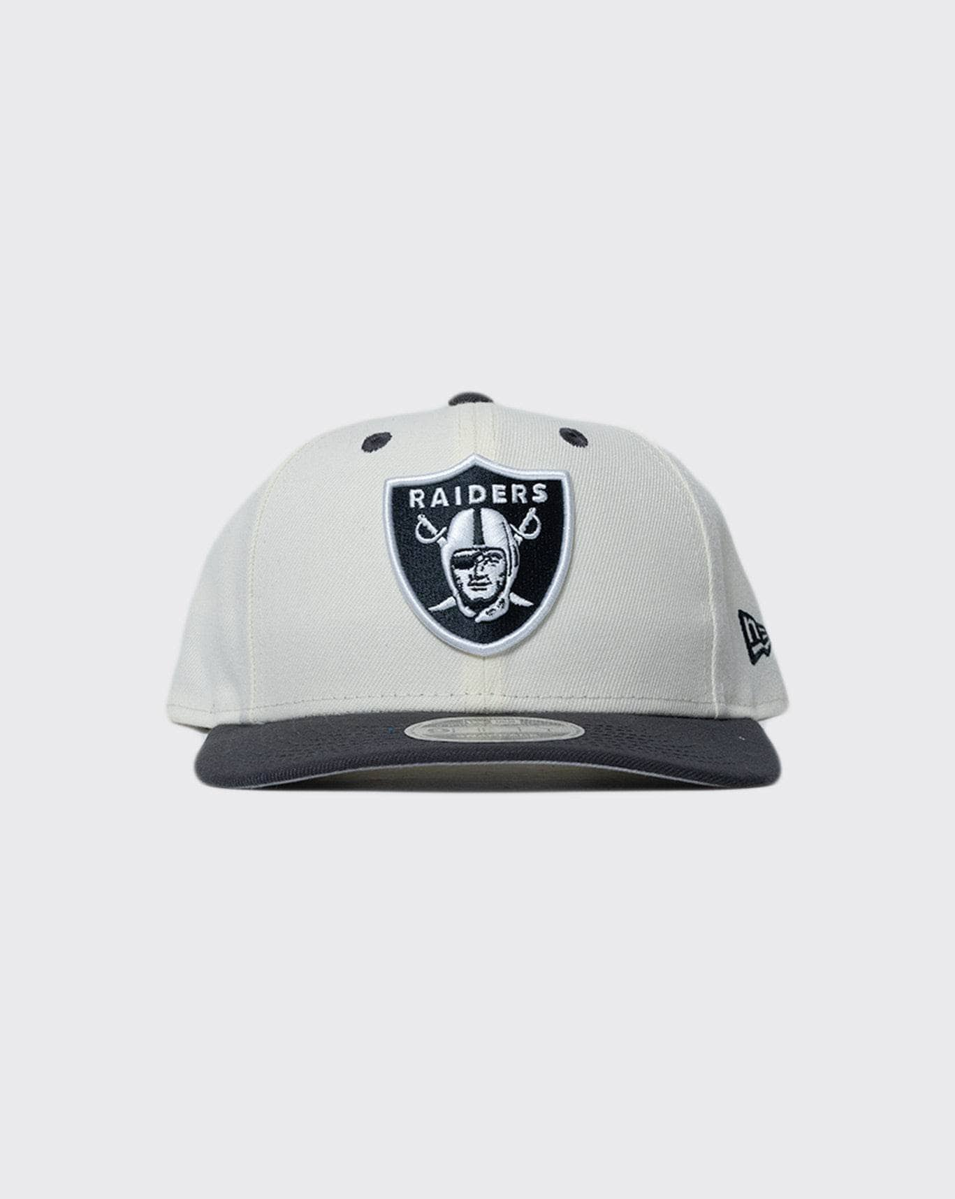 new era 9fifty onfield chrome las vegas raiders  60350829 new era cap