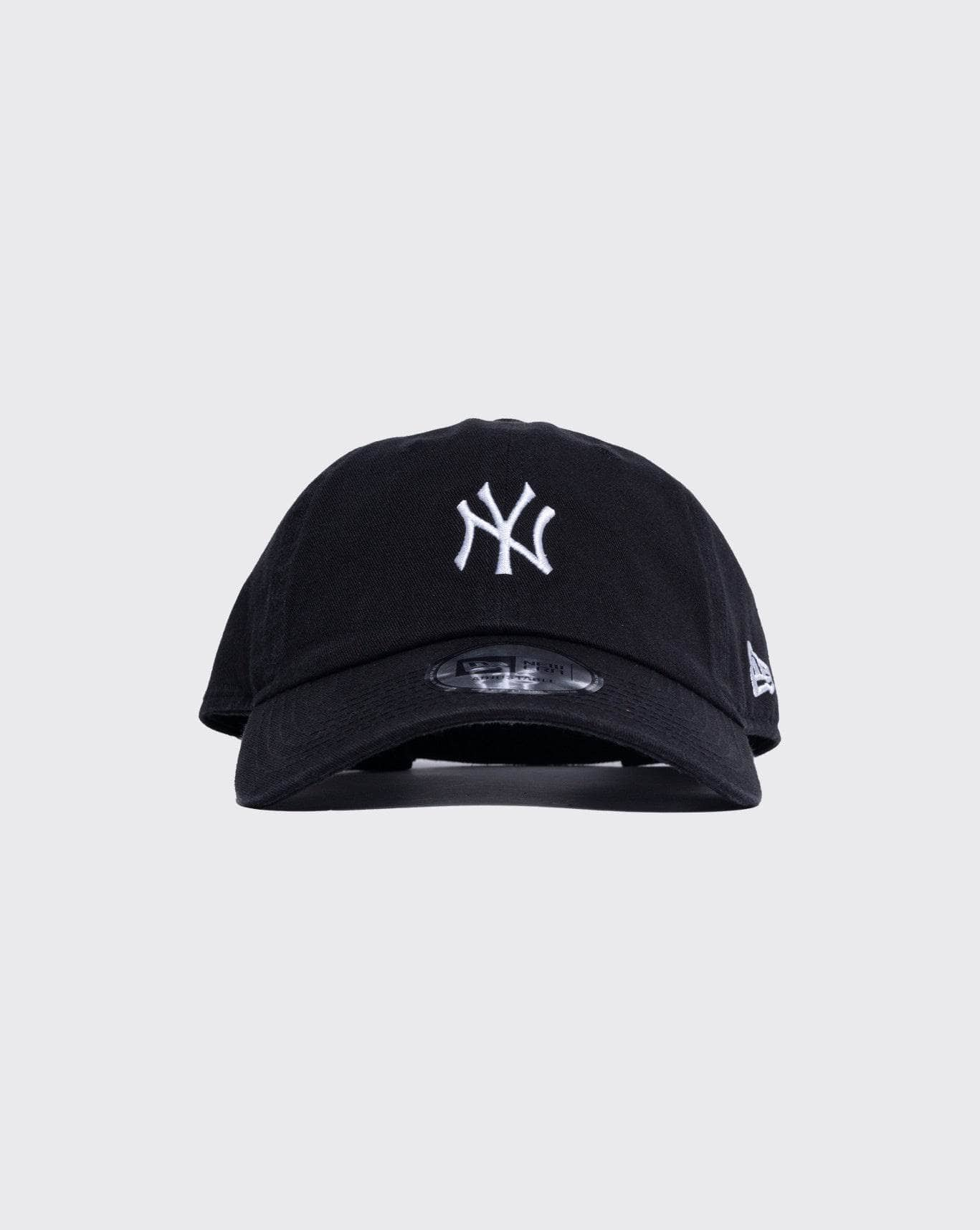 Black/White New Era CasCla Midi Logo New York Yankees new era cap