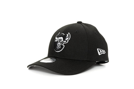 black new era youth 940 chicago bulls` new era cap