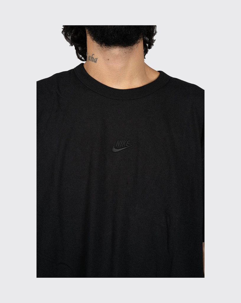 Nike OS Premium Essential Sust T-shirt in black
