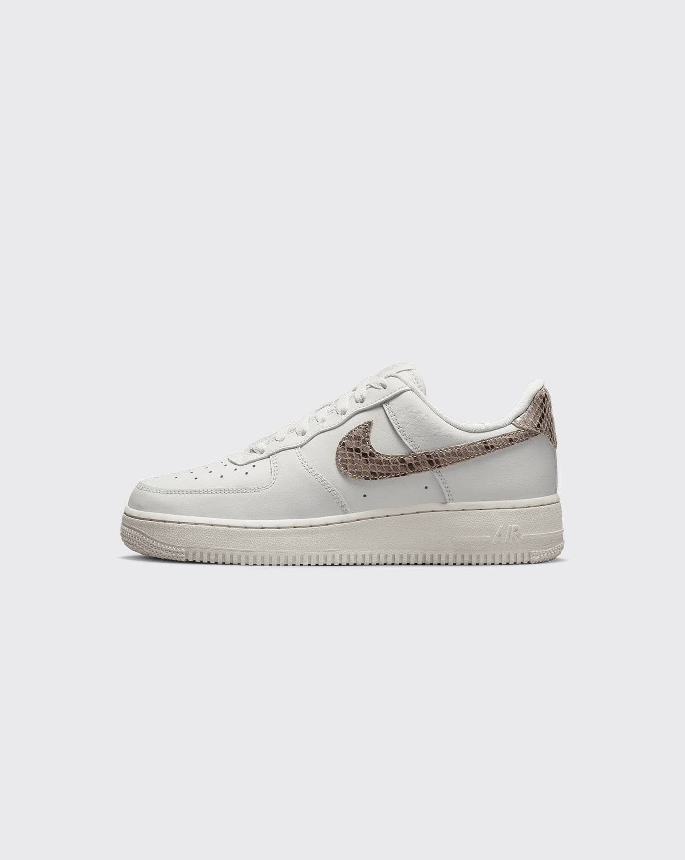 Nike Women’s Air Force 1 ’07 nike Shoe