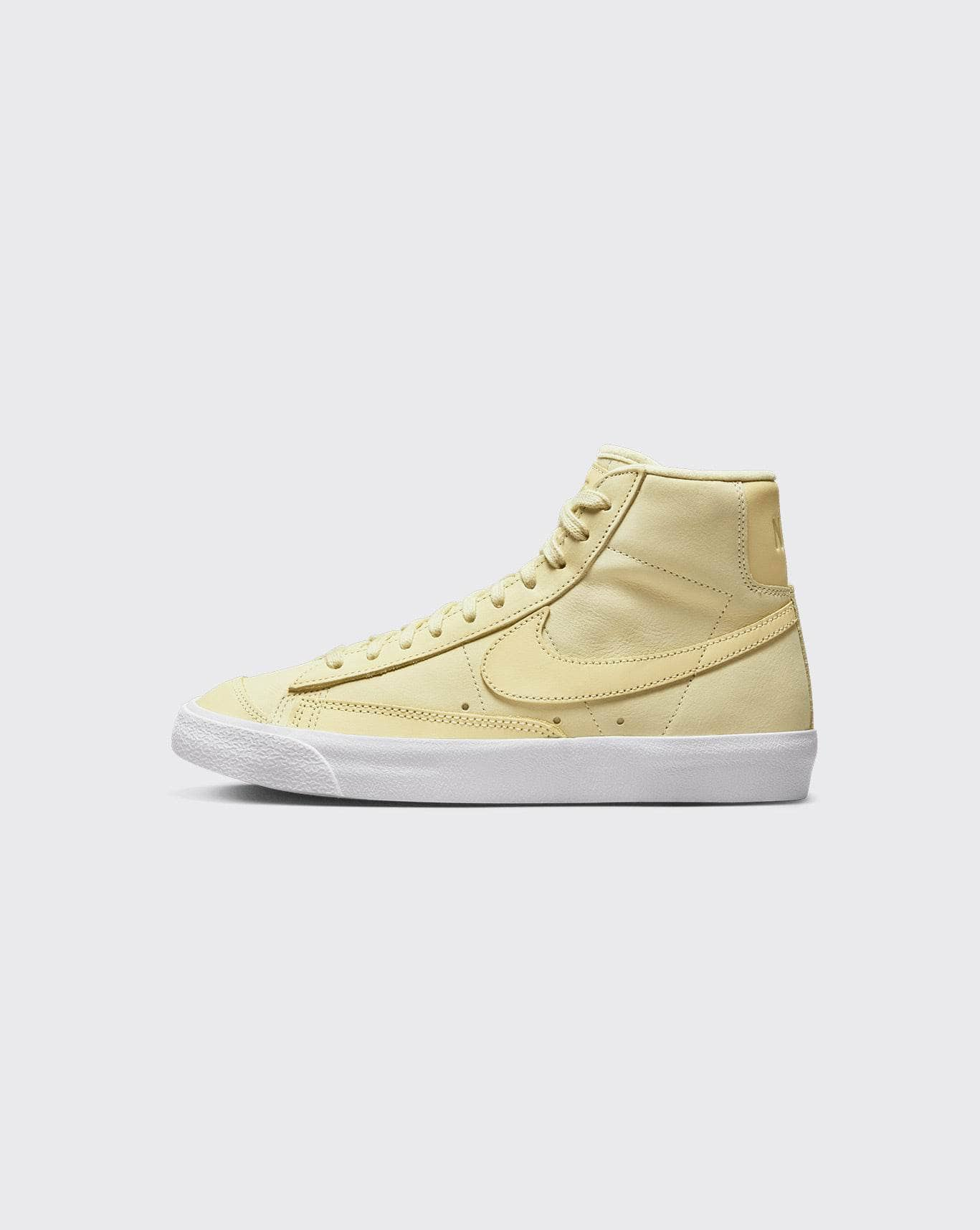 nike womens blazer mid premium nike Shoe