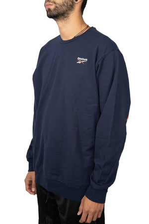 reebok classic  PVT Crewneck reebok crewneck