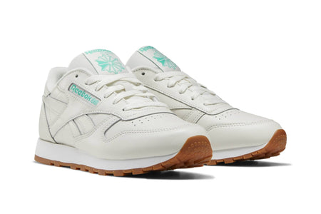 reebok womens classic leather reebok Shoe