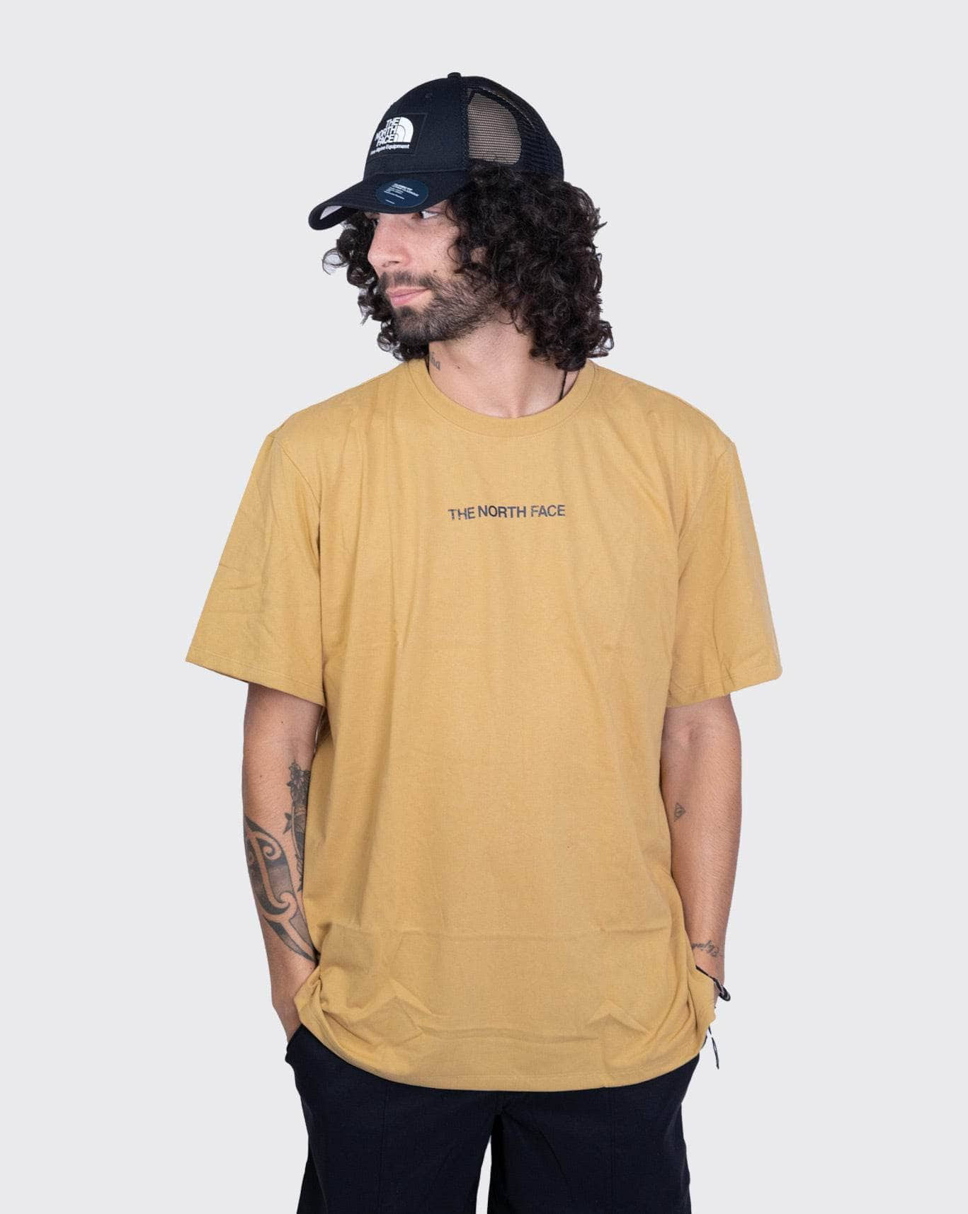 The North Face ss Logo Play Tee the north face Shirt