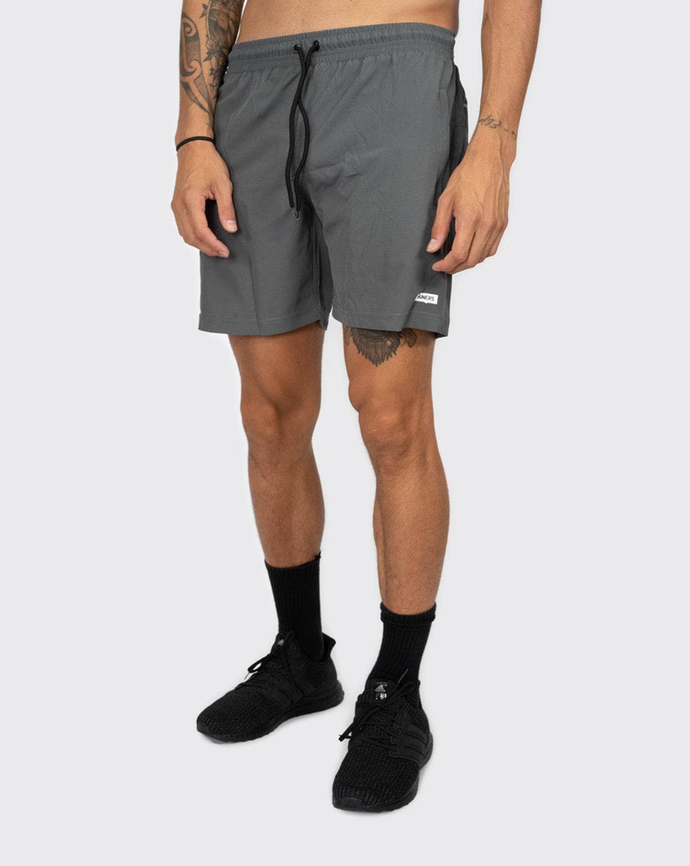 trainers v2 tech runner short trainers Short